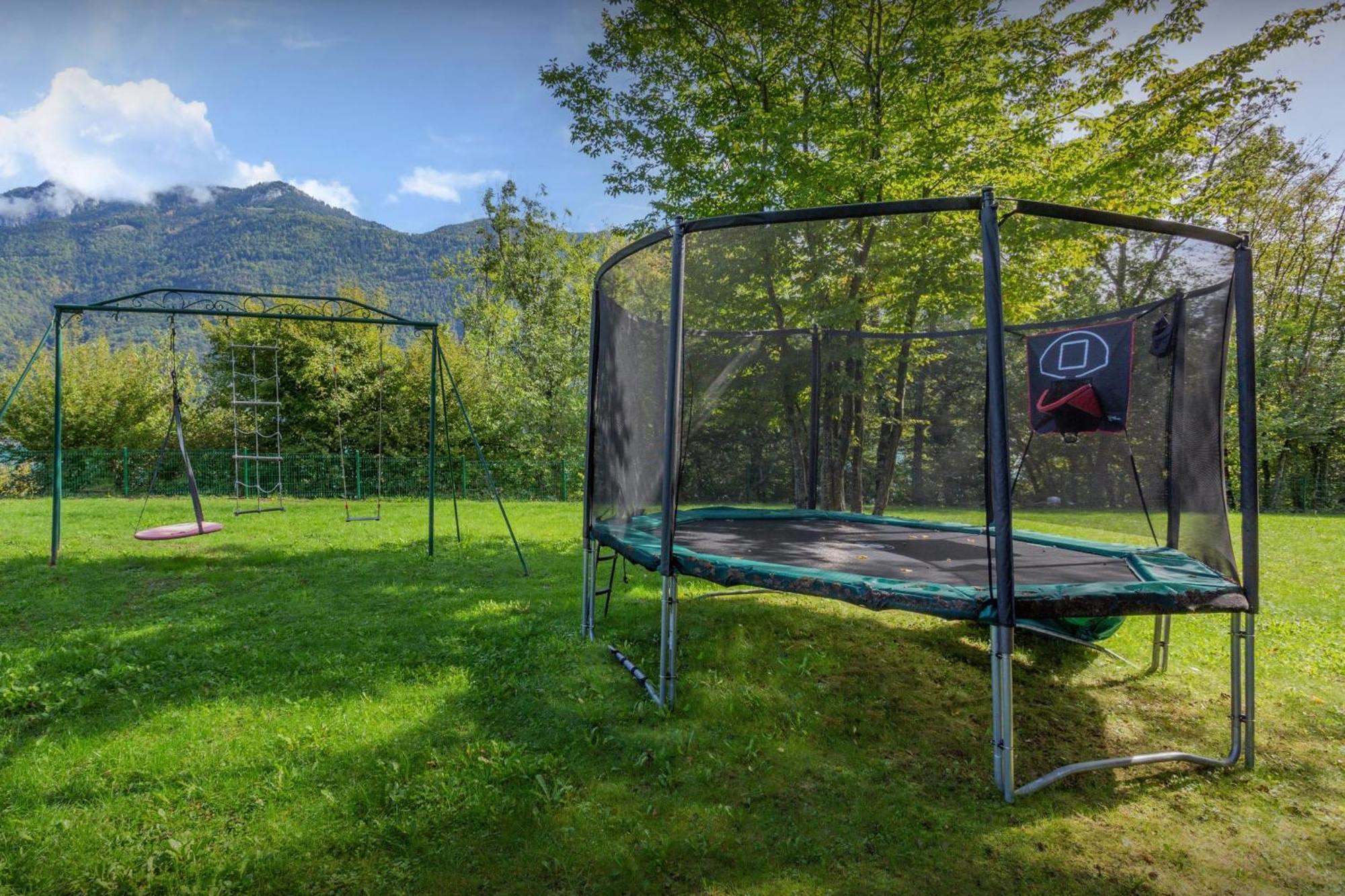 Chalet Lomatika - Ovo Network Doussard Esterno foto